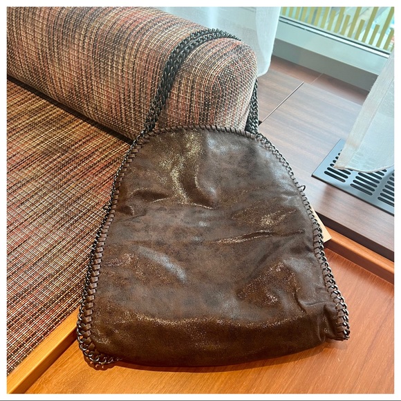 Distressed vegan Leather Paris Chain Dark Brown Fashion Stylish Bag - Picture 5 of 8